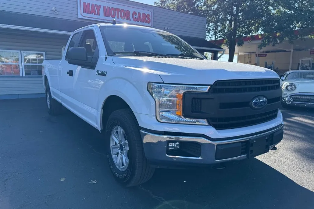 2020 Ford F-150 XLT photo 1