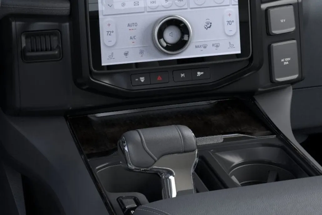 2025 Ford F-150 Lightning photo 1