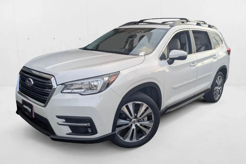 2022 Subaru Ascent Limited photo 1