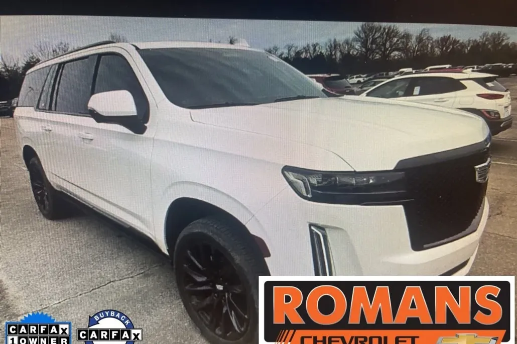 2023 Cadillac Escalade ESV Sport photo 1