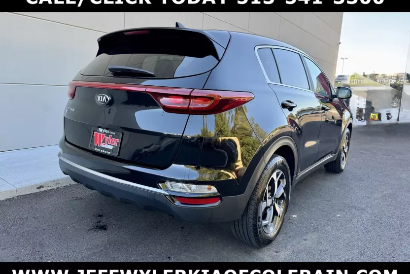 2022 Kia Sportage LX photo 1