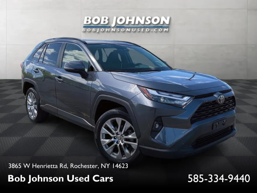 2022 Toyota RAV4 XLE Premium photo 1