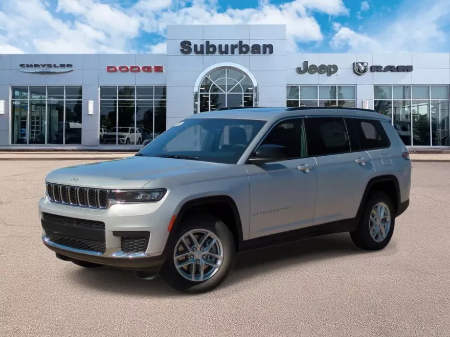 2025 Jeep Grand Cherokee Laredo photo 1