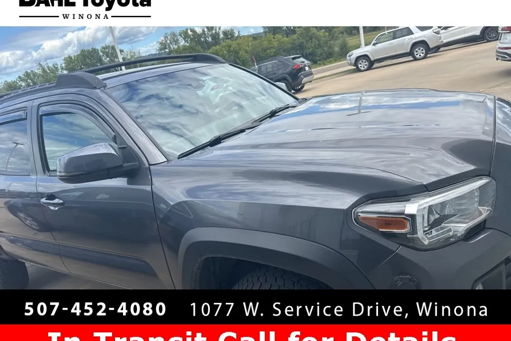 2018 Toyota Tacoma TRD Off-Road photo 1