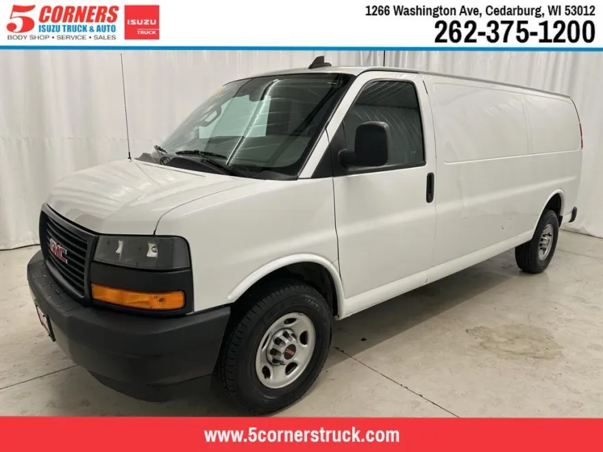2023 Gmc Savana Cargo 2500 photo 1