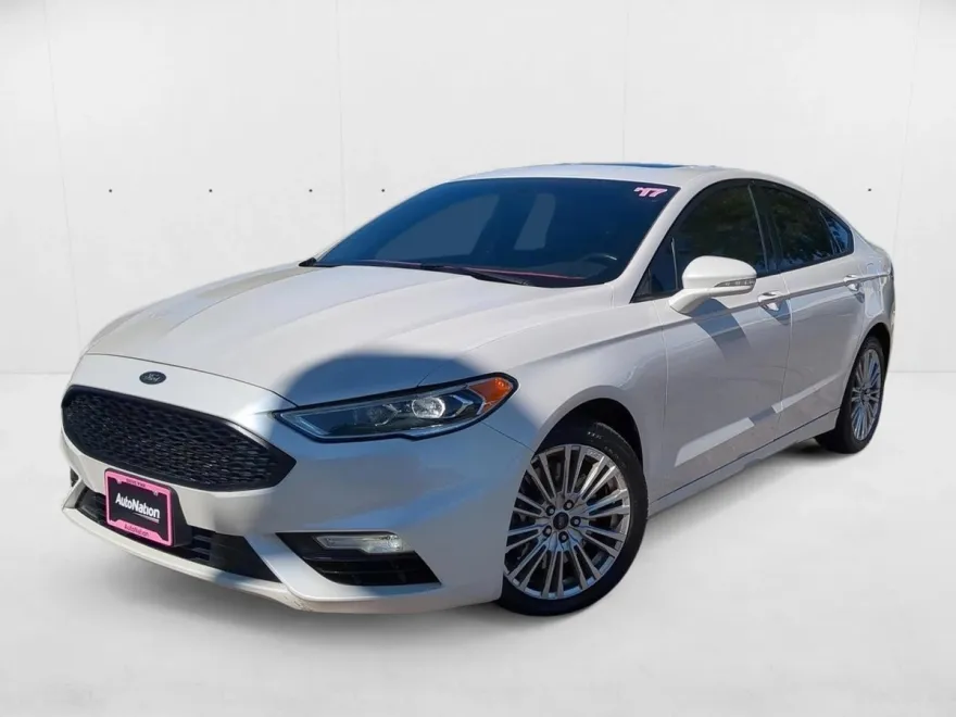 2017 Ford Fusion Sport photo 1