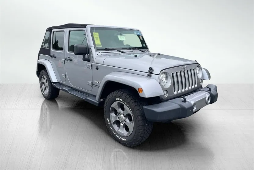 2018 Jeep Wrangler Unlimited Sahara photo 1
