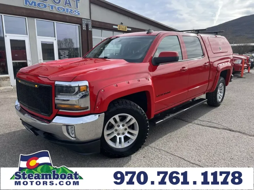 2017 Chevrolet Silverado 1500 LT photo 1