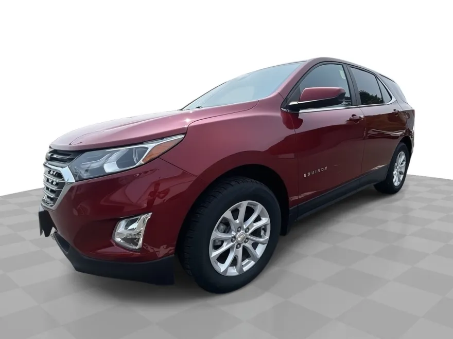 2021 Chevrolet Equinox LT photo 1