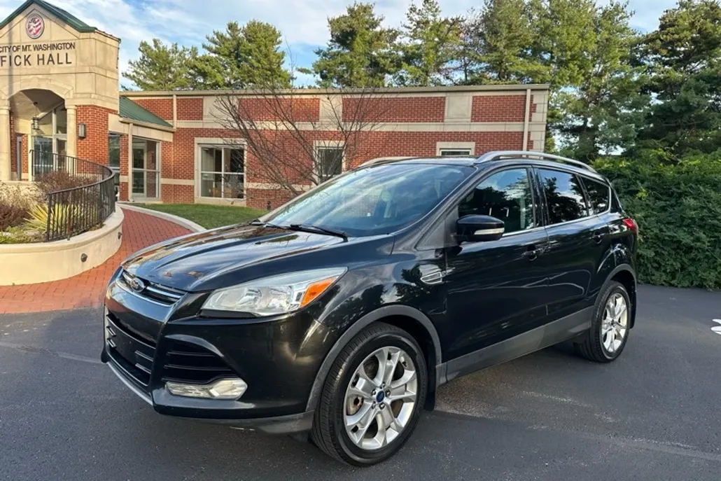 2015 Ford Escape Titanium photo 1