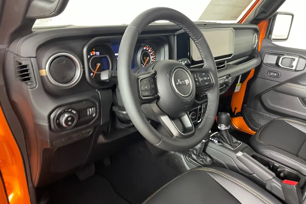 2025 Jeep Gladiator Sport photo 1