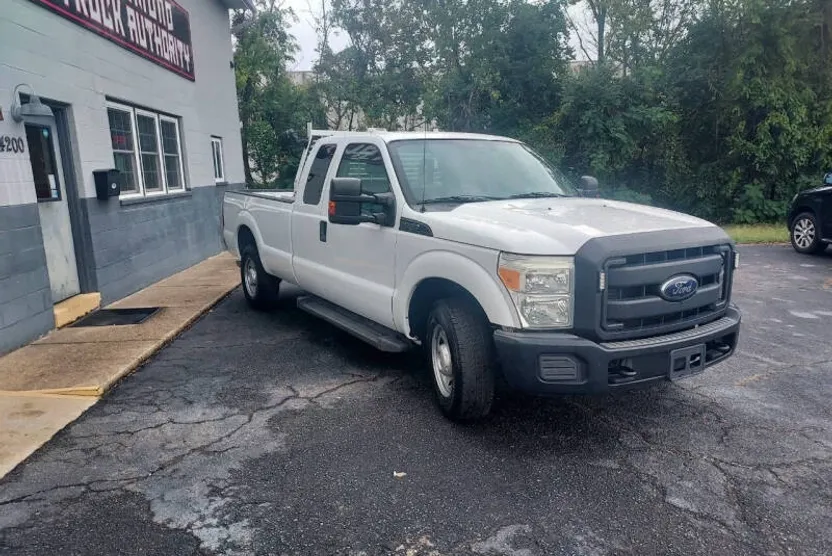 2015 Ford F-250 XL photo 1