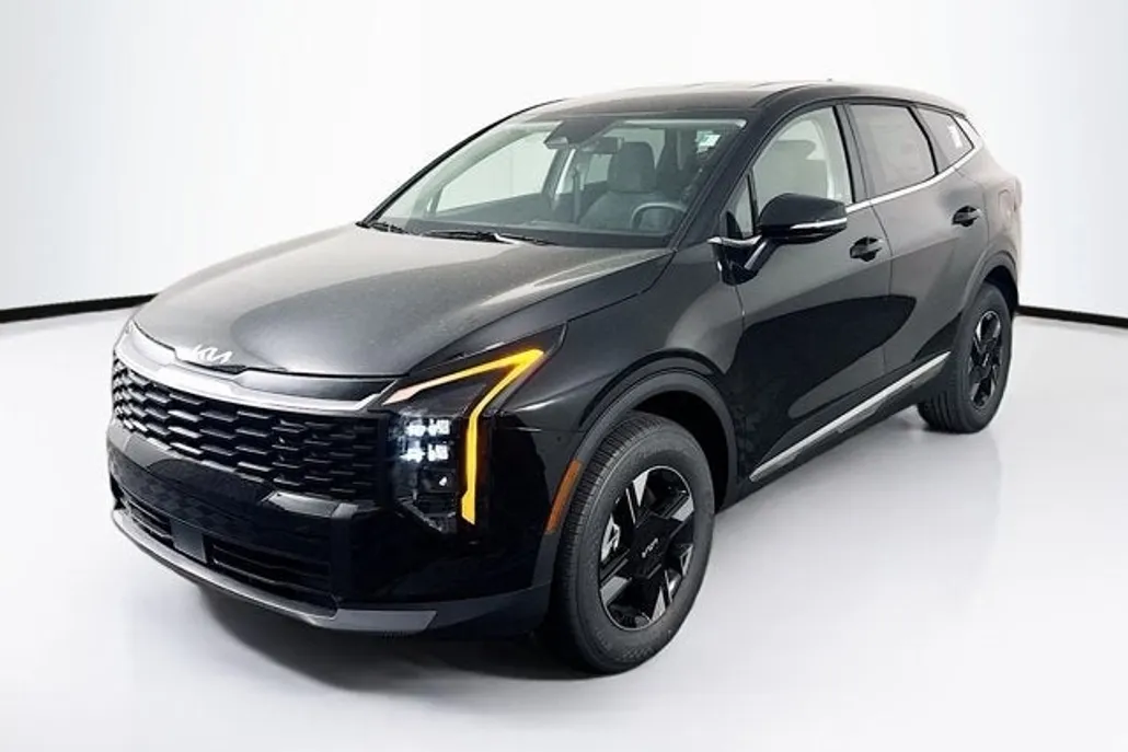 2026 Kia Sportage LX photo 1