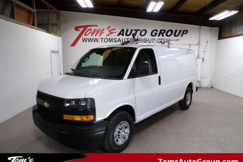 2020 Chevrolet Express Van 2500 Cargo photo 1