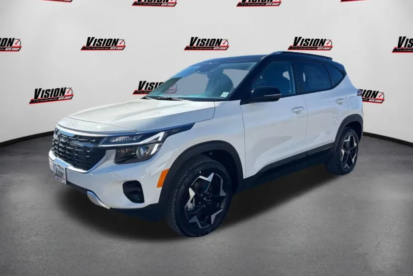 2025 Kia Seltos S photo 1