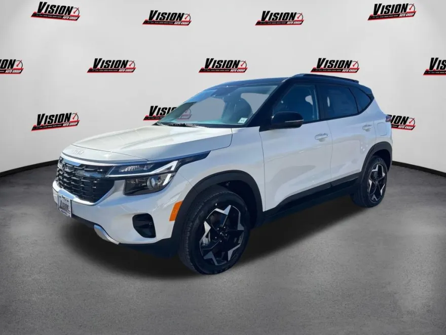 2025 Kia Seltos S photo 1