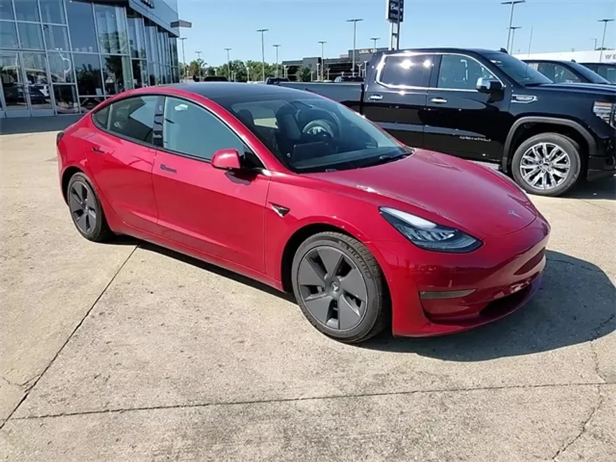 2021 Tesla Model 3 Long Range photo 1