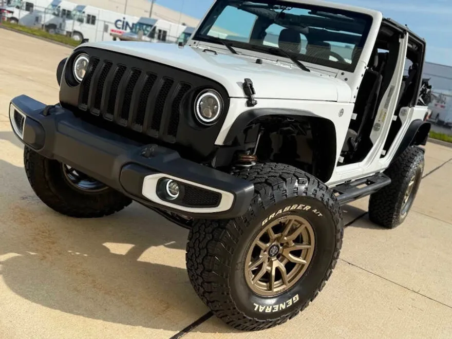 2017 Jeep Wrangler Unlimited Big Bear photo 1