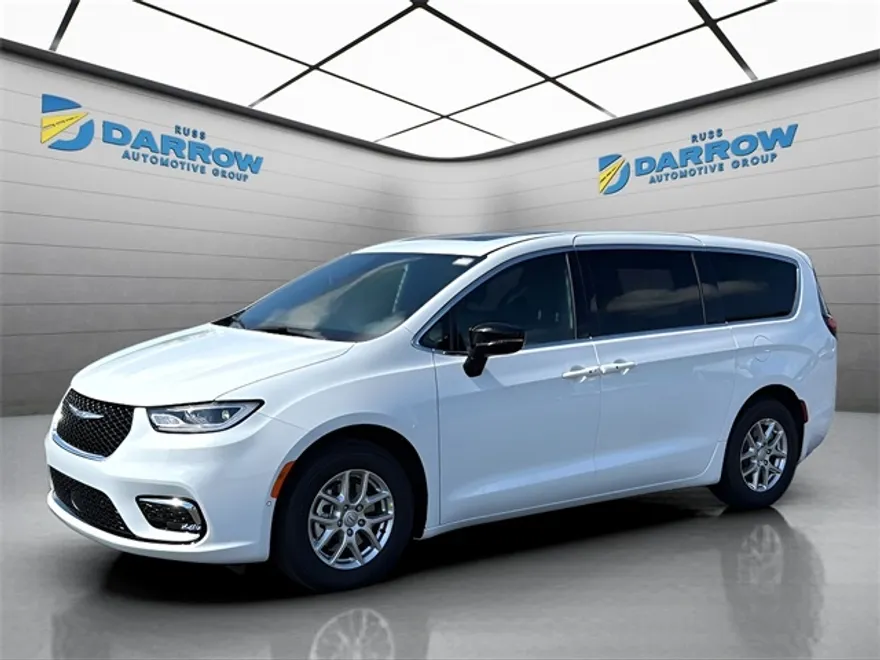 2026 Chrysler Pacifica photo 1