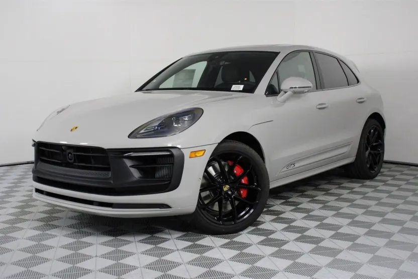 2026 Porsche Macan GTS photo 1