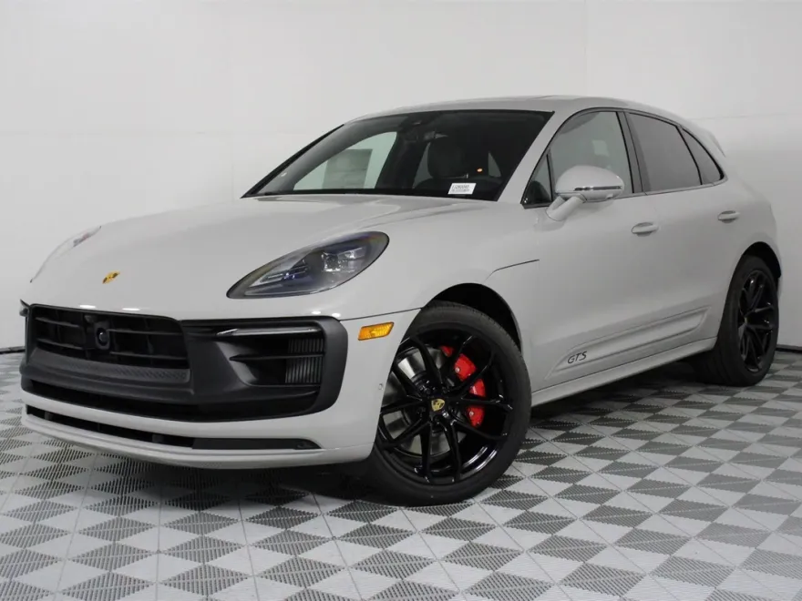 2026 Porsche Macan GTS photo 1