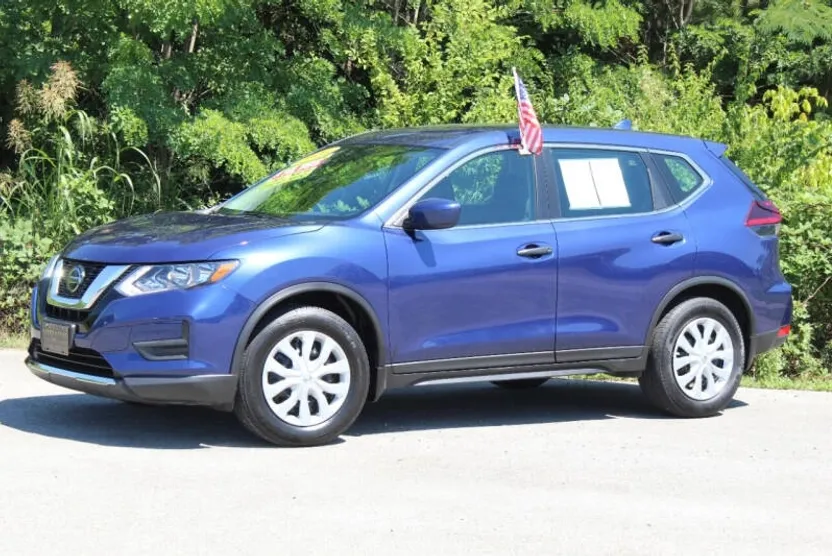 2020 Nissan Rogue S photo 1