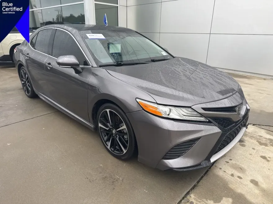 2020 Toyota Camry XSE V6 photo 1