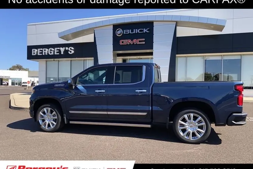 2023 Chevrolet Silverado 1500 High Country photo 1