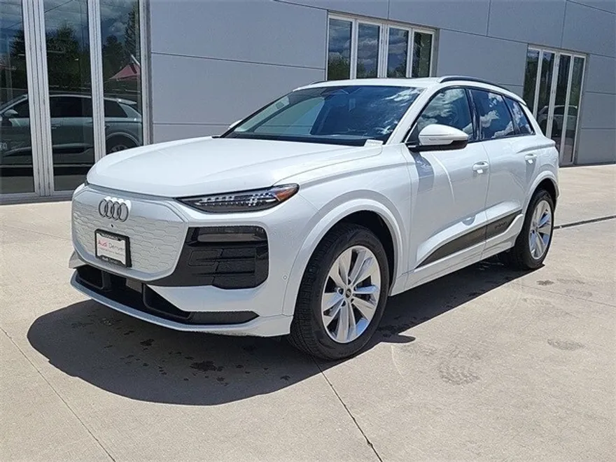 2025 Audi Q6 E-tron Premium Plus photo 1