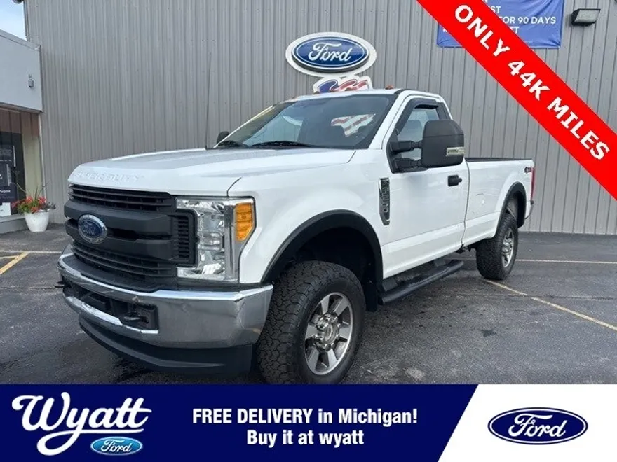 2017 Ford F-250 XL photo 1