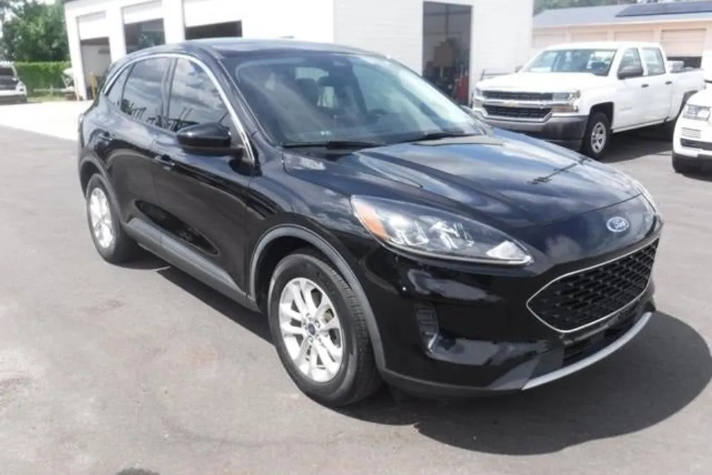 2021 Ford Escape SE photo 1