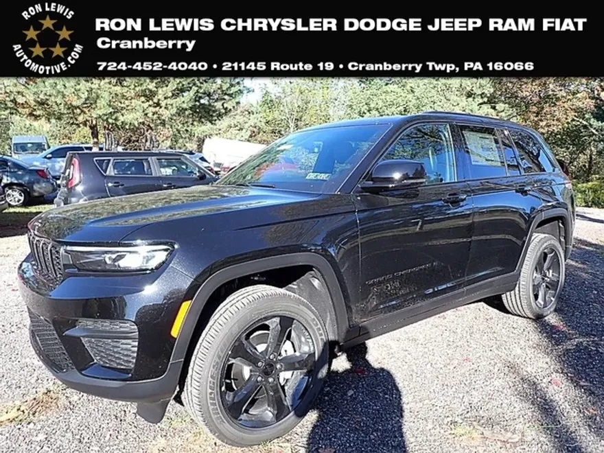2025 Jeep Grand Cherokee Altitude photo 1