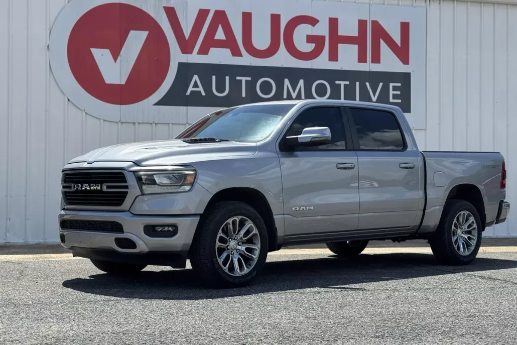 2023 Ram 1500 Laramie photo 1