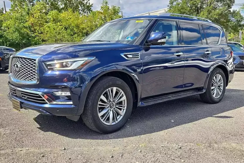 2018 Infiniti QX80 photo 1