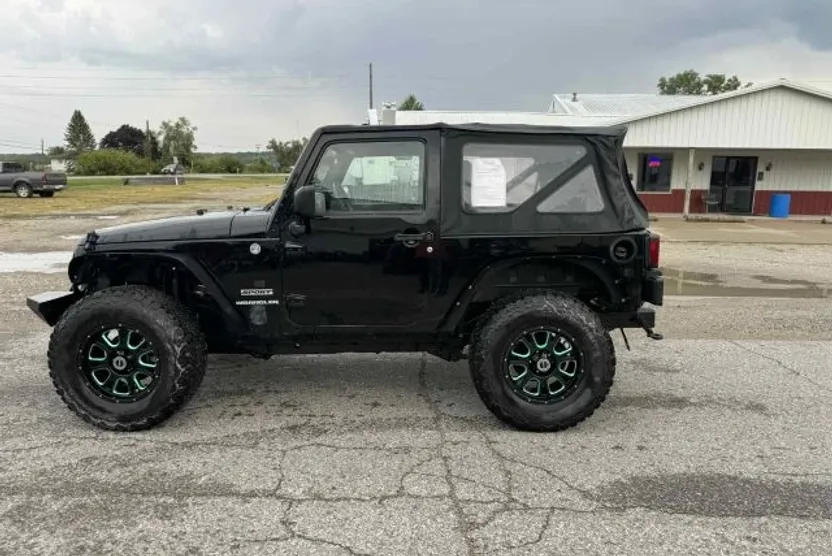 2011 Jeep Wrangler Sport photo 1