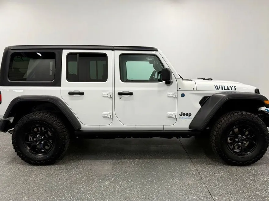 2024 Jeep Wrangler Willys 4xe photo 1