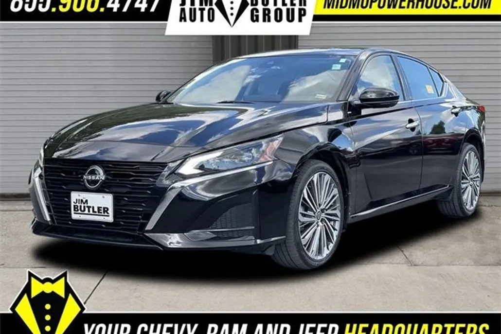 2023 Nissan Altima 2.5 SL photo 1