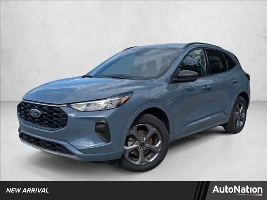 2024 Ford Escape ST-Line photo 1
