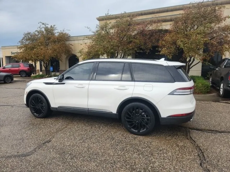2020 Lincoln Aviator Reserve photo 1