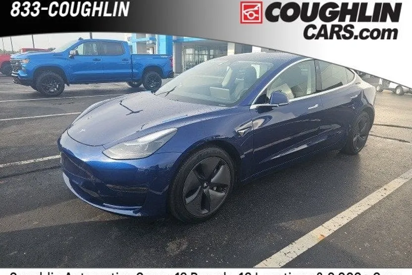 2020 Tesla Model 3 Long Range photo 1