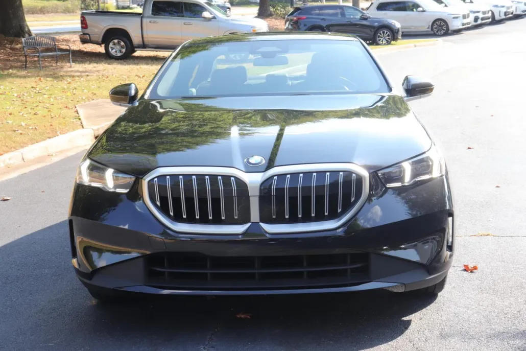 2025 Bmw 530i photo 1