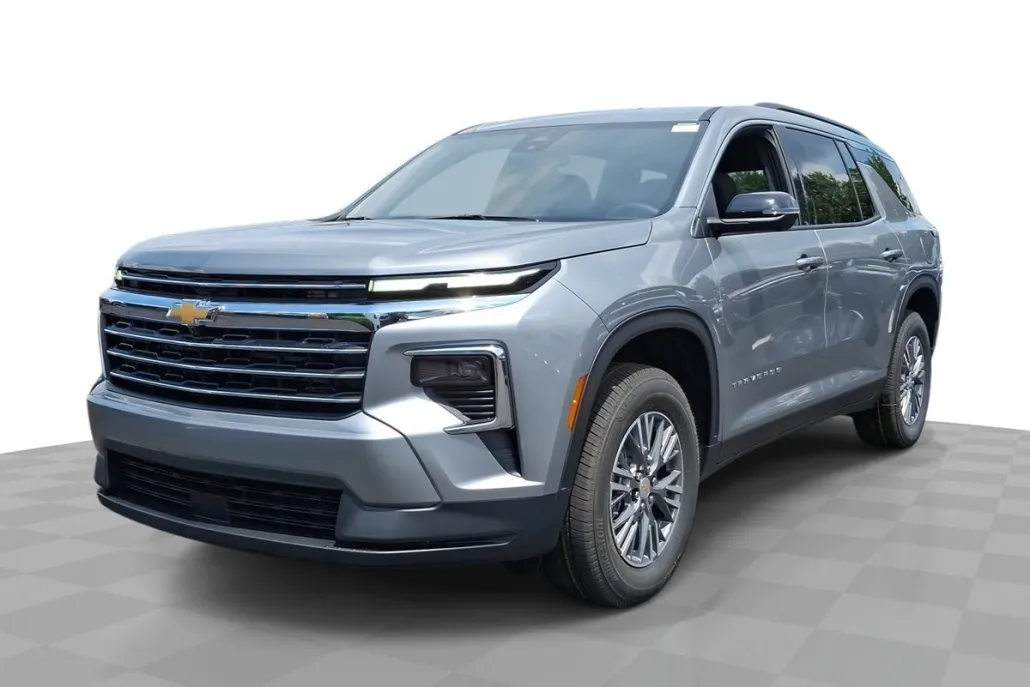 2025 Chevrolet Traverse photo 1