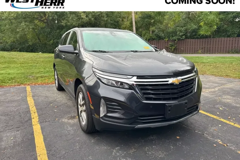 2023 Chevrolet Equinox LT photo 1