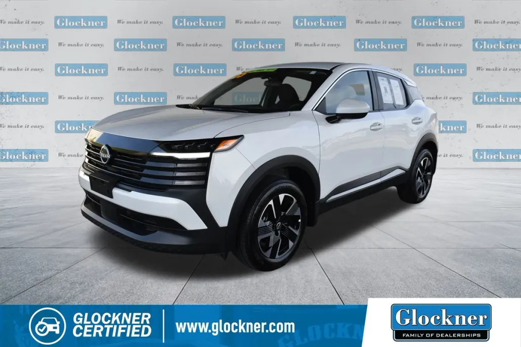 2025 Nissan Kicks SV photo 1