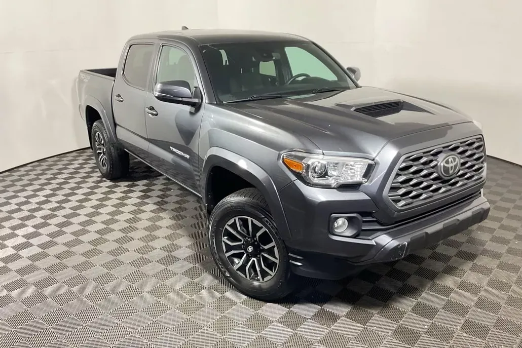 2021 Toyota Tacoma Double Cab photo 1
