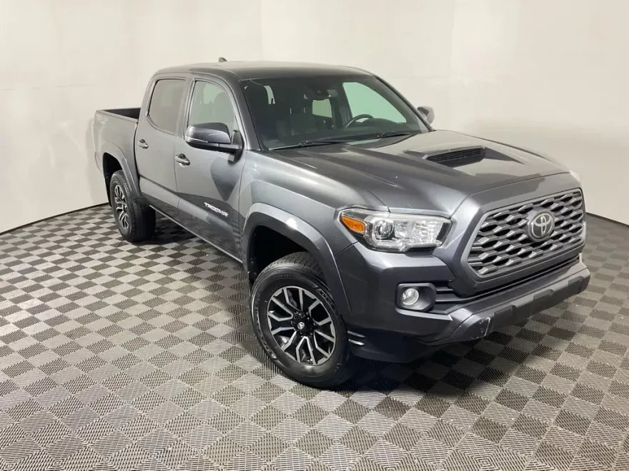 2021 Toyota Tacoma Double Cab photo 1
