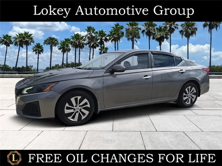2023 Nissan Altima 2.5 S photo 1