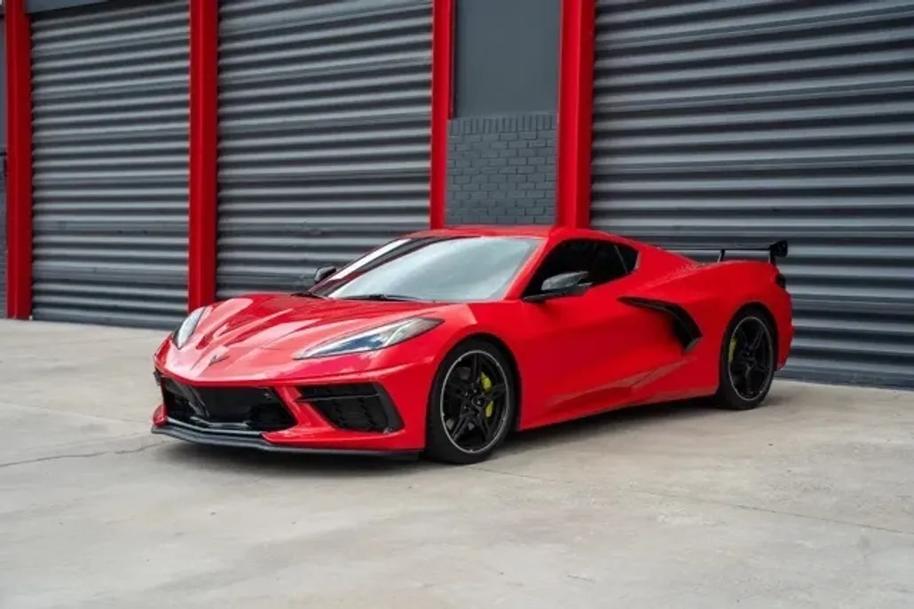 2020 Chevrolet Corvette Stingray 2LT photo 1