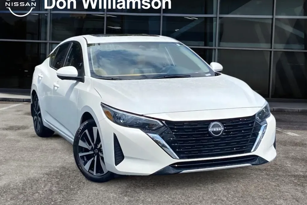 2025 Nissan Sentra SV photo 1