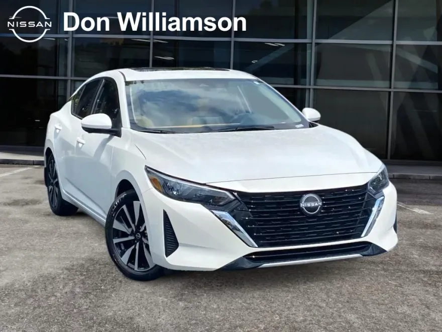 2025 Nissan Sentra SV photo 1